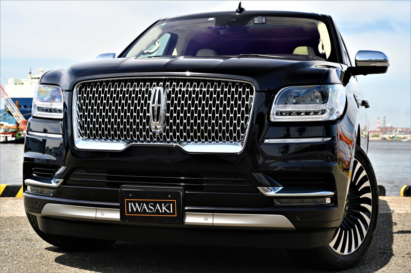 リンカーン ナビゲーター 中古車