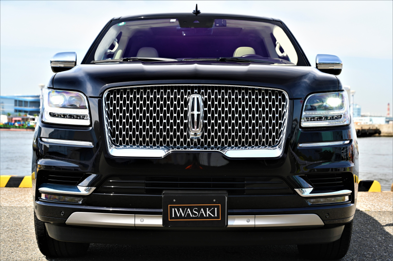 リンカーン ナビゲーター 中古車