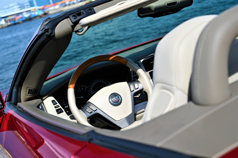 キャデラック XLR 中古車