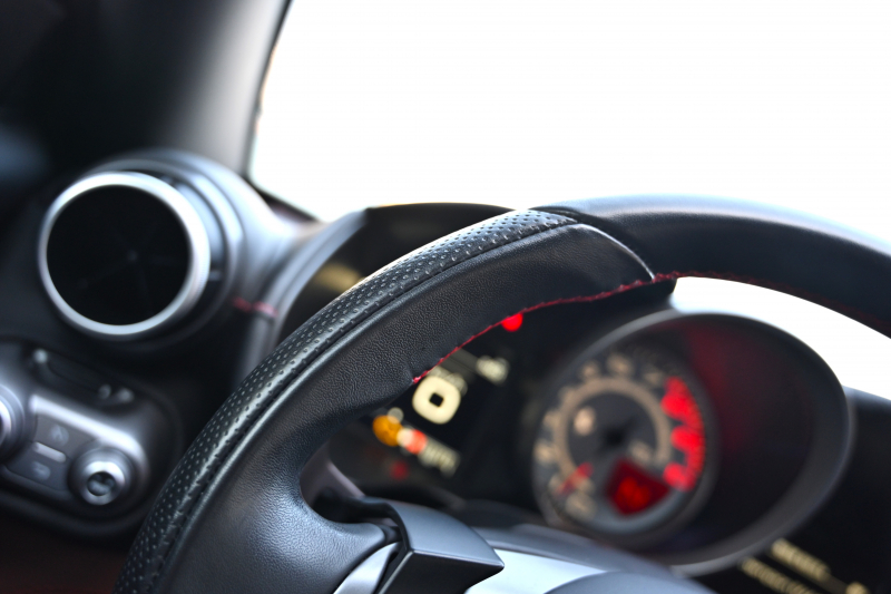 フェラーリ ポルトフィーノ 中古車