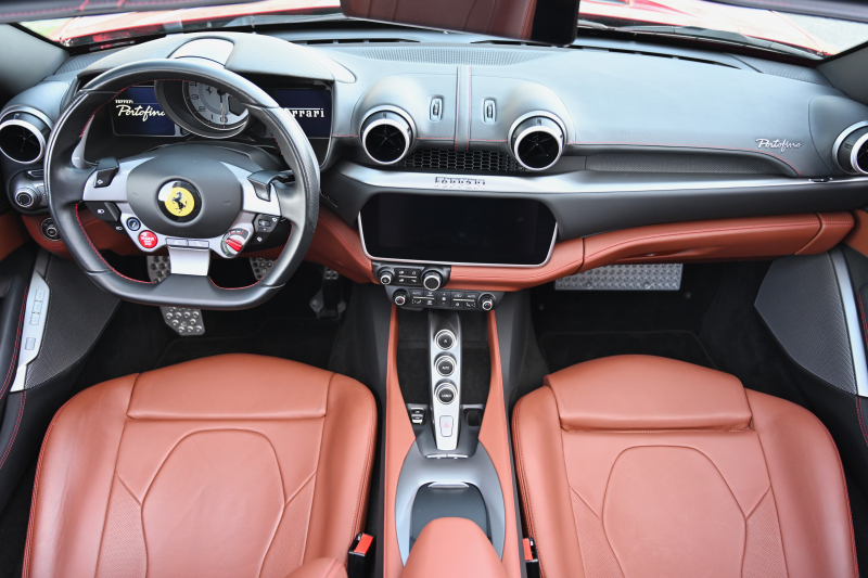 フェラーリ ポルトフィーノ 中古車