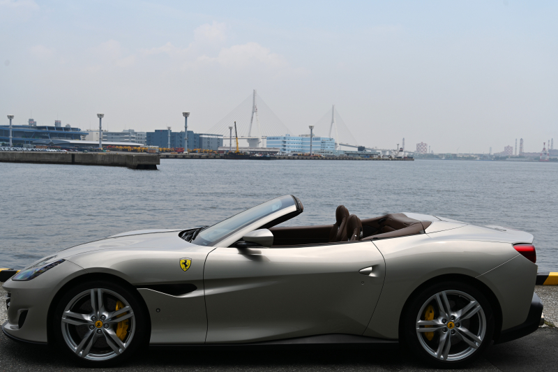 フェラーリ ポルトフィーノ 中古車