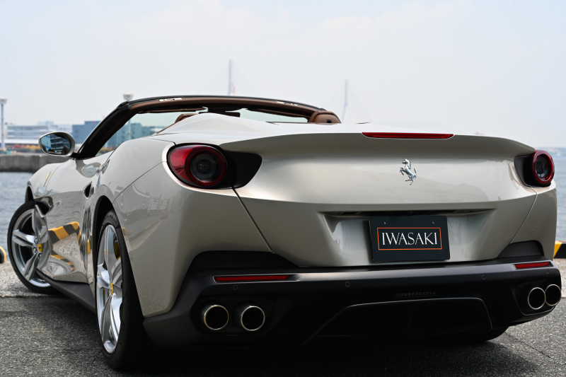 フェラーリ ポルトフィーノ 中古車