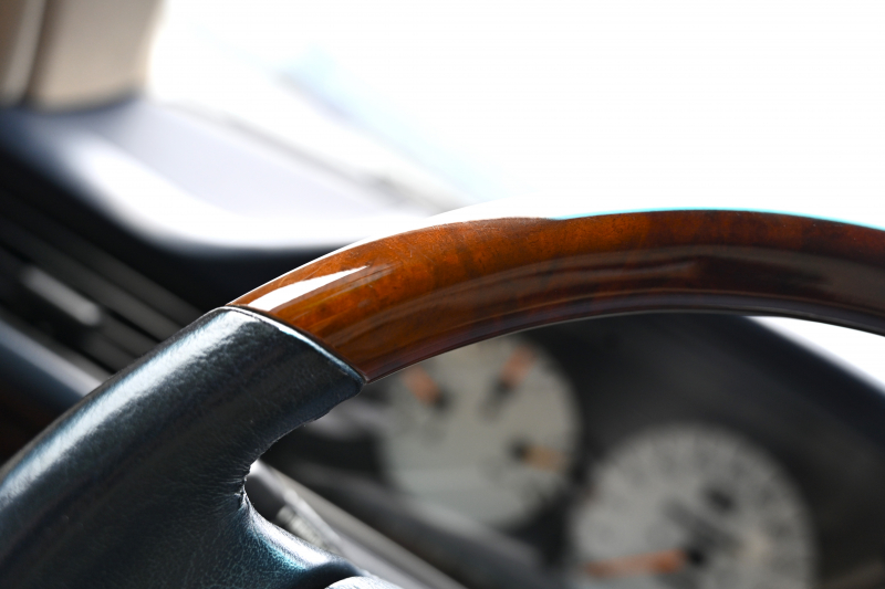 メルセデスベンツ Eクラス 中古車