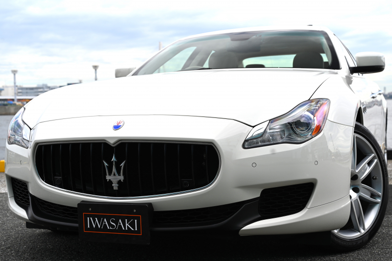 マセラティ クアトロポルテ 中古車