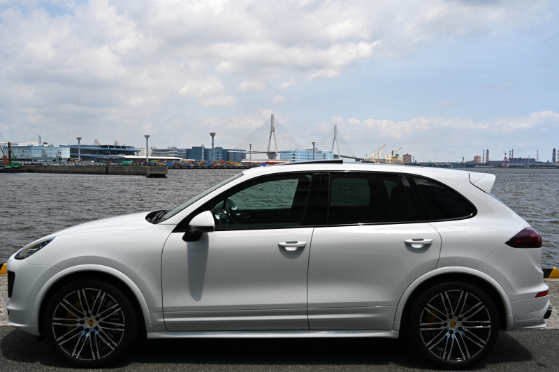 ポルシェ カイエン 中古車