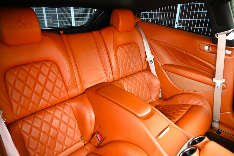 フェラーリ FF 中古車