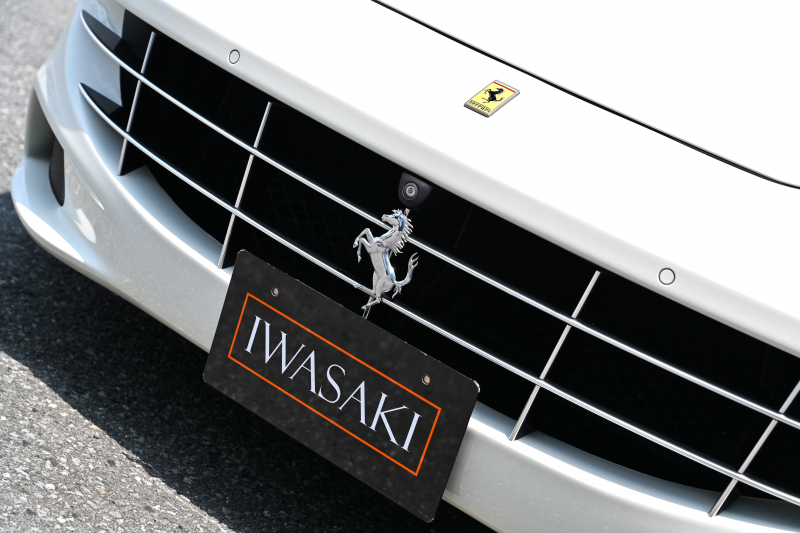フェラーリ FF 中古車
