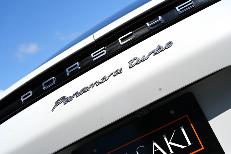 ポルシェ パナメーラ 中古車