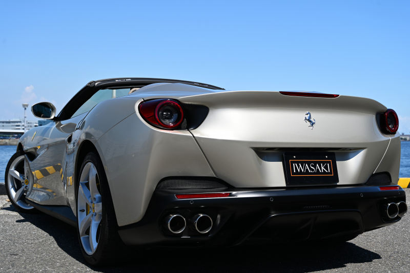 フェラーリ ポルトフィーノ 中古車