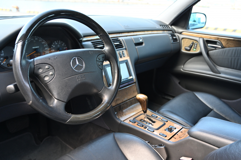 ブラバス Eクラス 中古車