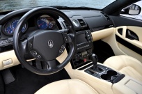 マセラティ クアトロポルテ 中古車