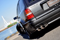 ブラバス Eクラス 中古車