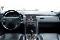 メルセデスベンツ Eクラス 中古車