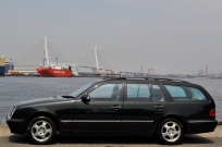 メルセデスベンツ Eクラス 中古車