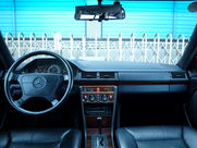 メルセデスベンツ Eクラス 中古車