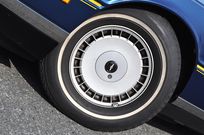 アストンマーティン ラゴンダ 中古車