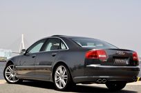アウディ S8 中古車