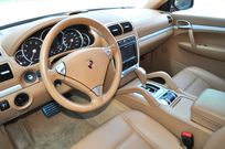 ポルシェ カイエン 中古車