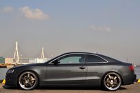 アウディ A5 中古車