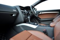 アウディ A5 中古車