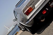 アストンマーティン V8 中古車