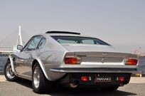 アストンマーティン V8 中古車