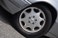 メルセデスベンツ Eクラス 中古車