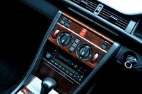 メルセデスベンツ Eクラス 中古車