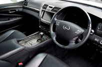 レクサス LSハイブリッド 中古車