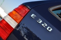 メルセデスベンツ Eクラス 中古車