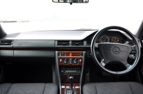 メルセデスベンツ Eクラス 中古車