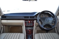 メルセデスベンツ Eクラス 中古車