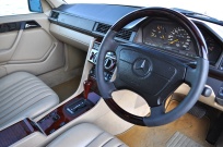 メルセデスベンツ Eクラス 中古車