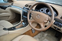 メルセデスベンツ Eクラス 中古車