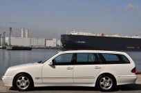 メルセデスベンツ Eクラス 中古車