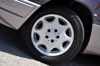 メルセデスベンツ Eクラス(ミディアム) 中古車