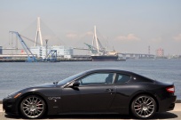 マセラティ グランツーリズモ 中古車