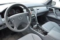 メルセデスベンツ Eクラス 中古車