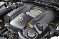 メルセデスベンツ Eクラス 中古車