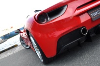 フェラーリ 488GTB 新車