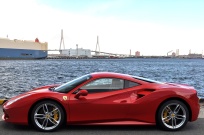 フェラーリ 488GTB 新車