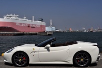 フェラーリ カリフォルニア 中古車