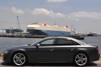 アウディ S8 中古車