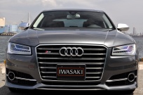 アウディ S8 中古車