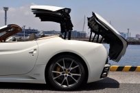 フェラーリ カリフォルニア 中古車
