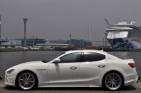 マセラティ ギブリ 中古車