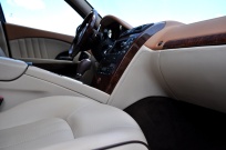 マセラティ クアトロポルテ 中古車