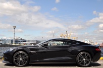 アストンマーティン ヴァンキッシュ 中古車