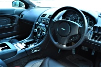 アストンマーティン DBS 中古車